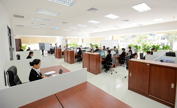 Cách bài trí bàn làm việc văn phòng hợp phong thủy