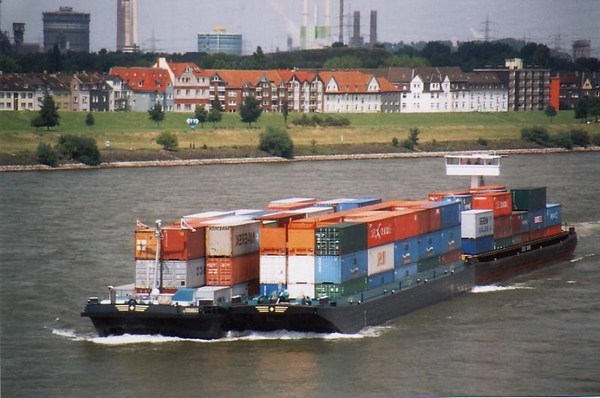 Cước vận chuyển container tàu biển Hải Phòng tăng mạnh
