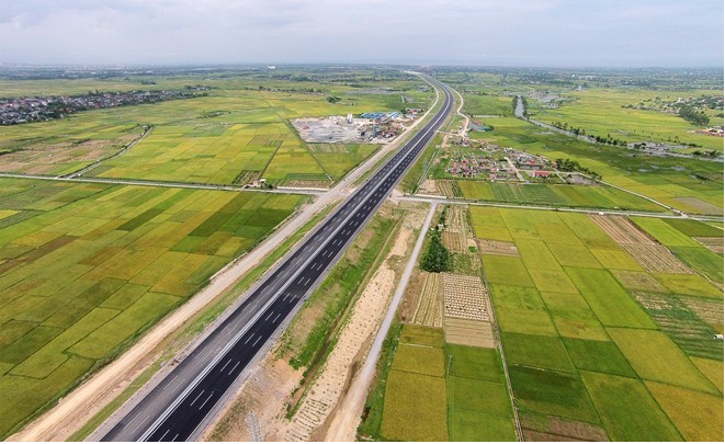 TAXI TẢI HOA VINH: VẬN CHUYỂN CHUYÊN TUYẾN HÀ NỘI – HẢI PHÒNG